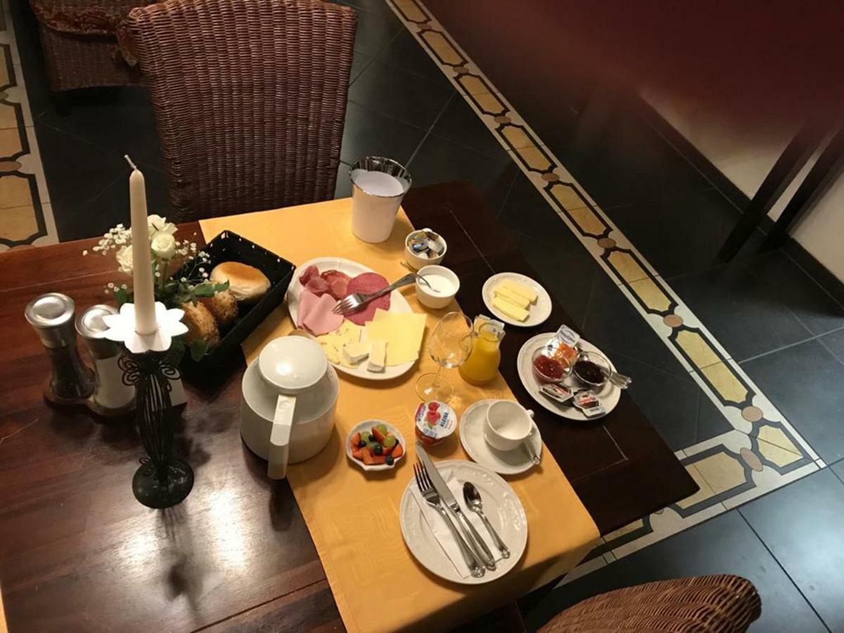 克罗嫩堡 Haus Schieferstein酒店 外观 照片